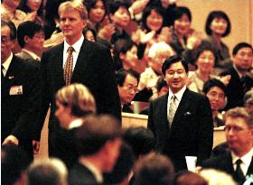 Dutch, Japanese crown princes attend concert